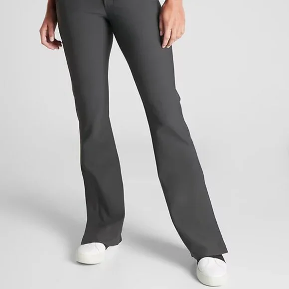 Athleta Stellar Flare Trousers size 4T Anthracite Grey - Picture 2 of 9